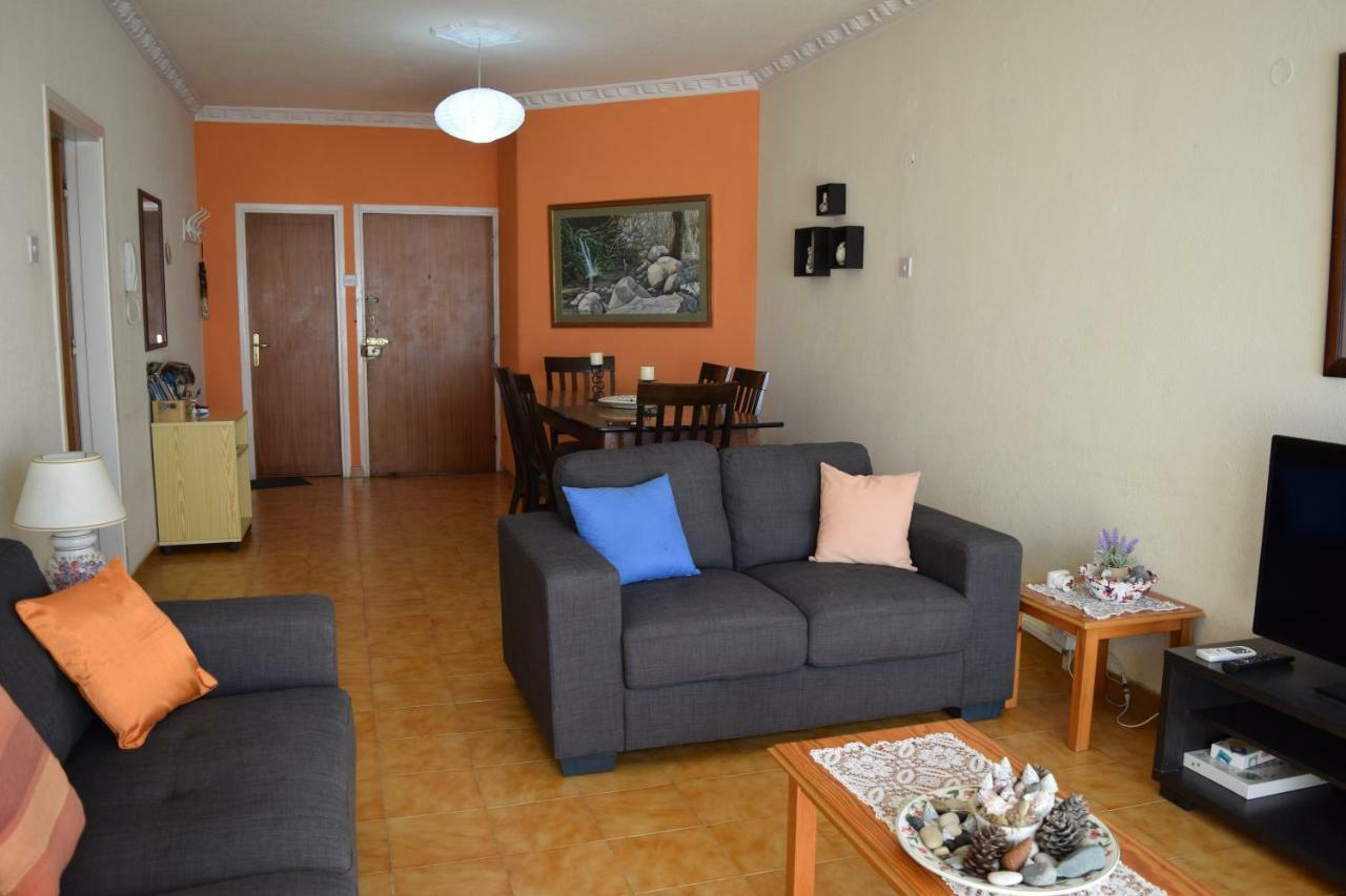 Ferienwohnung Mediterranean Breeze Limassol Exterior foto