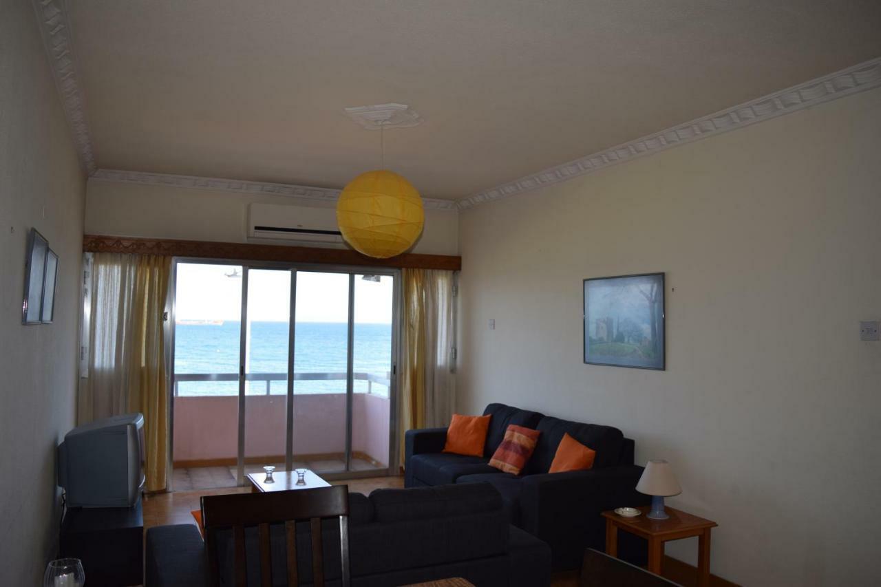 Ferienwohnung Mediterranean Breeze Limassol Exterior foto